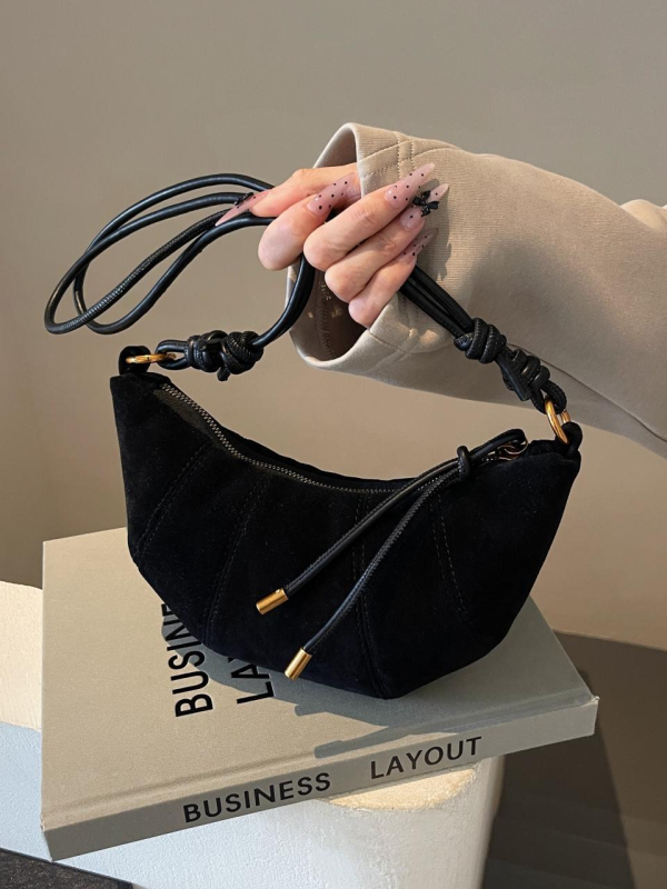 Dumpling alakú crossbody táska PU anyagból, cipzáras nyitás, belső telefontartó, poliészter bélés, egyszemélyes vállpánt (PU; dumpling forma; cipzár; telefontartó; poliészter)
