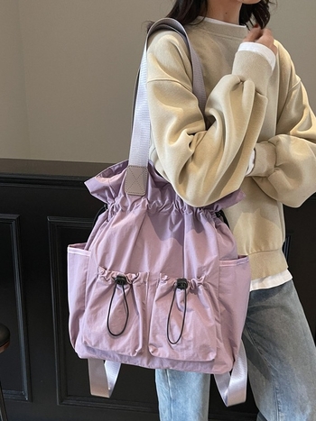 Najlon dama torba, tip kofera s naborima, zatvaranje šnuralom, unutarnji džepovi, dvostruke naramenice