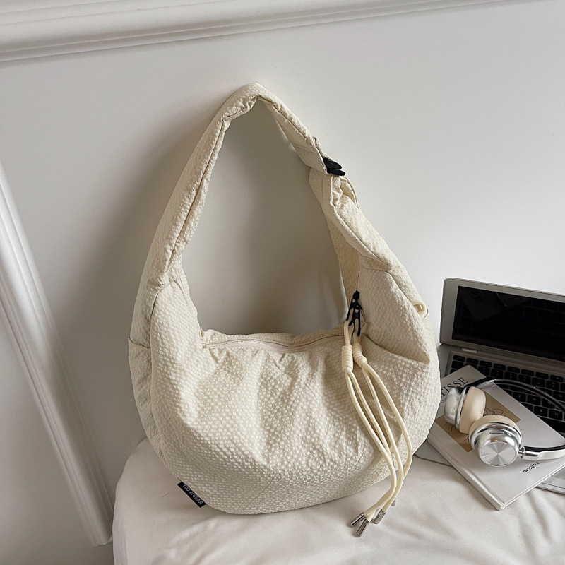 Dumpling torba od platna, oblik dumplinga, zatvaranje na zip, unutarnji džep s zipom i džep za telefon, poliester podstava