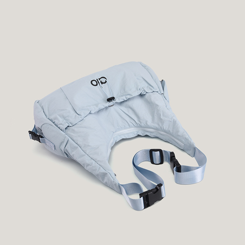 Crossbody torba - ulični stil, tkanina, pravokutni oblik, zatvaranje zatvaračem, poliester podstava, unutarnji džepovi: skriveni džep sa zatvaračem, džep za telefon, džep za dokumente