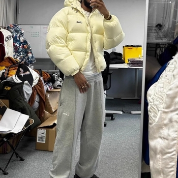 Férfi mindennapi pamutnadrág középmagas derekakkal, laza szabás, zsinóros záródás, őszi szezonra