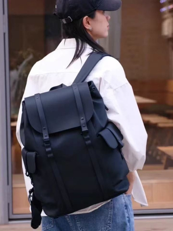 Ranac za laptop od vodootpornog PU materijala, ergonomski stražnji panel, unisex dizajn, kapacitet ispod 20 L, džep za laptop.
