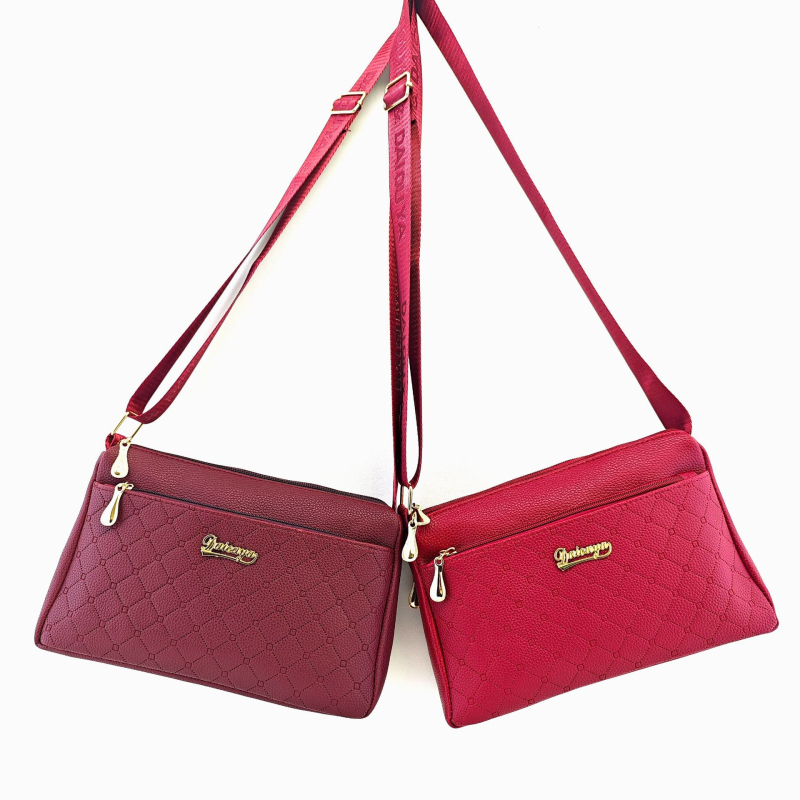 Deoia PU bőr crossbody táska Lychee textúrával, vízszintes négyzet alakú, cipzáras nyitás, belső zipzáras zseb és telefon zseb, egyrészes vállpánt