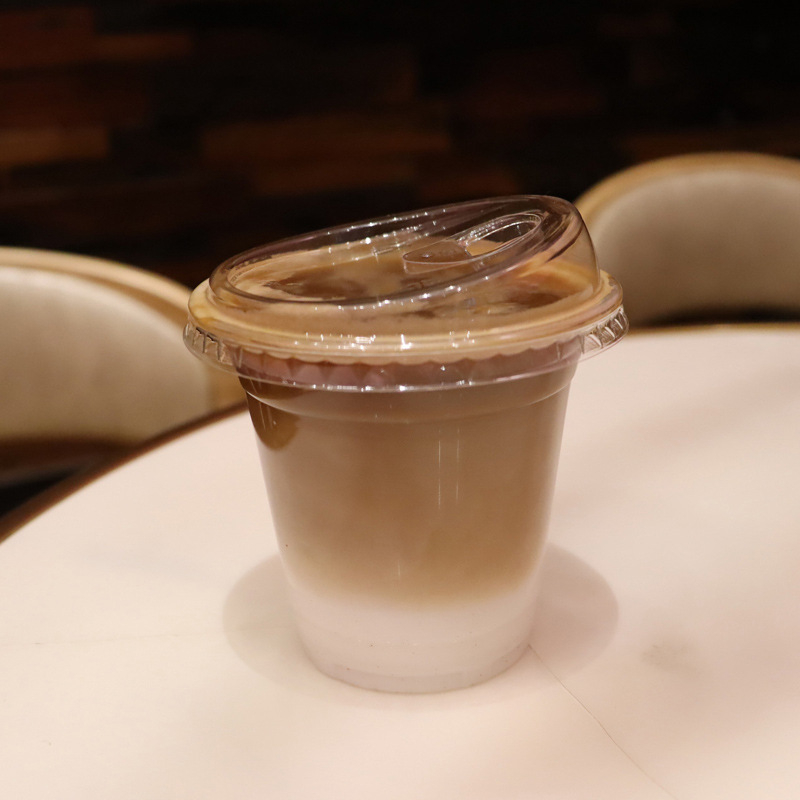 Pahar PET de unică folosință pentru băuturi cu lapte/latte, 301–400 ml, transparent, anti-scurgeri, imprimare logo, personalizare disponibilă