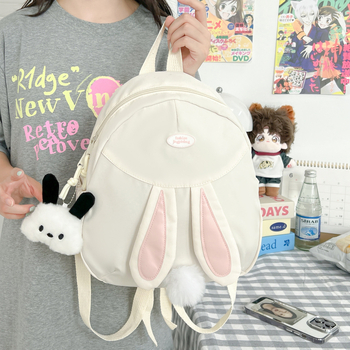 Uniszex iskolai hátizsák nyuszi mintával (anime); nejlon vízálló külső, görbe vállpántok, poliészter bélés, megjelenés nyár 2024