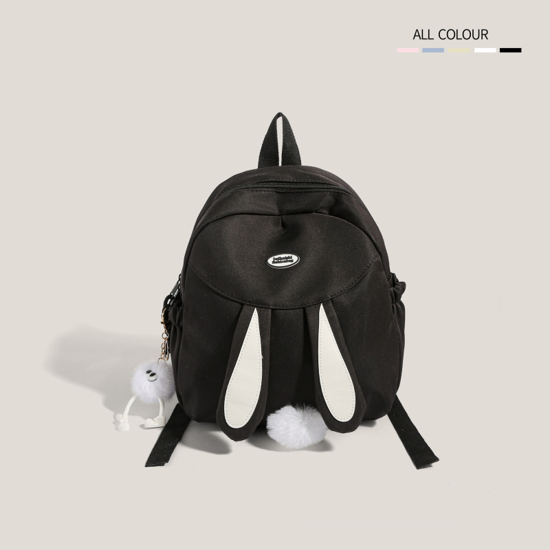 Uniszex iskolai hátizsák nyuszi mintával (anime); nejlon vízálló külső, görbe vállpántok, poliészter bélés, megjelenés nyár 2024