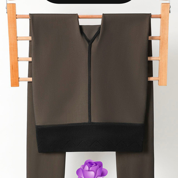 Nylon harisnya, fenékemelés és formázás, súrlódás elleni védelem, közepes vastagság