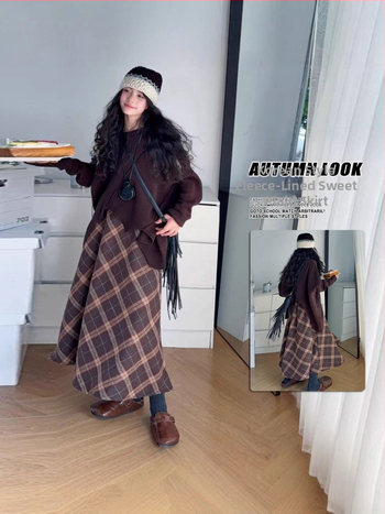 Пола за момичета с плисирана А-линейна кройка, каре принт, полиестер 90–95%, пролет 2025