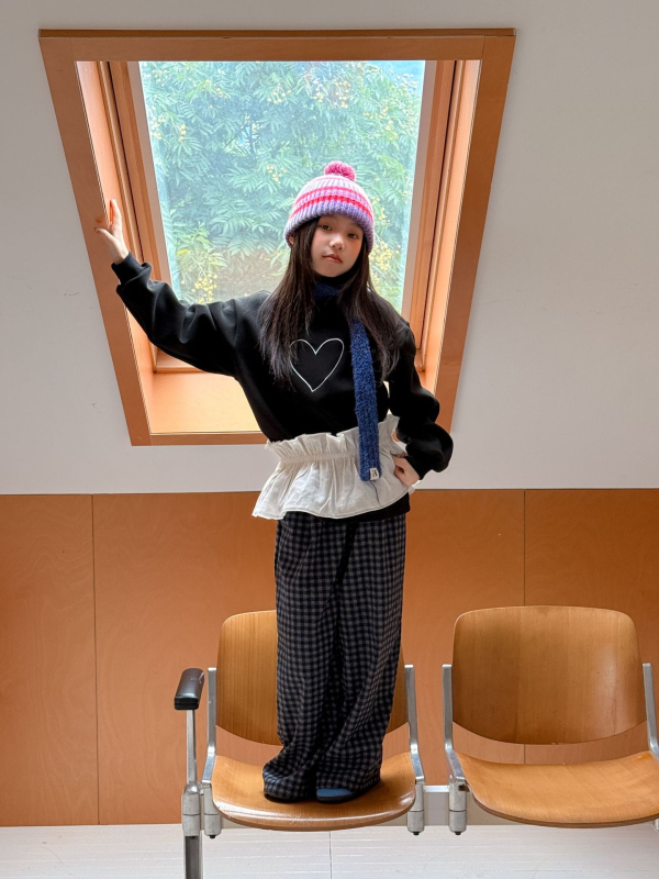 Детска рокля с дълги ръкави, качулка и корейски стил, зимна 2025, памук с начесване, модел със сърца и букви, А-линия, за деца 3–8 години