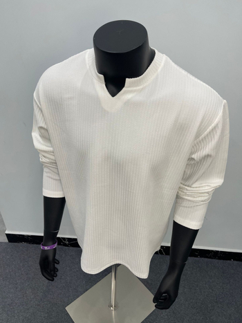 Férfi hosszú ujjú T-shirt kerek nyakkal, lazított szabás, egyszínű, poliészter 91–95%, tavasz–őszre