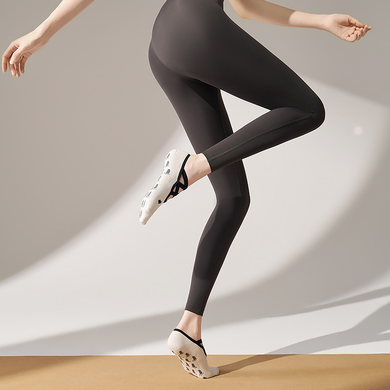 Șosete de yoga pentru femei, talpă antiderapantă, absorbante la transpirație, anti-fricțiune, cu bretele încrucișate, 90–95% bumbac, tricotare cu ace simple
