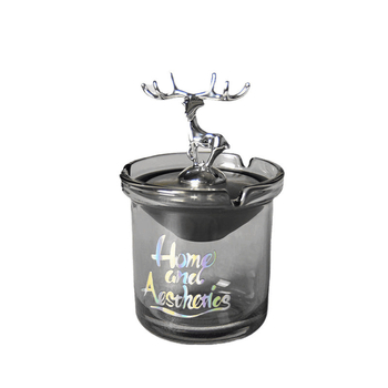 Ashtray Liuli în formă de urs, cu capac, pentru casă și birou — Material Liuli; Producție: Founding; Personalizare: Nu