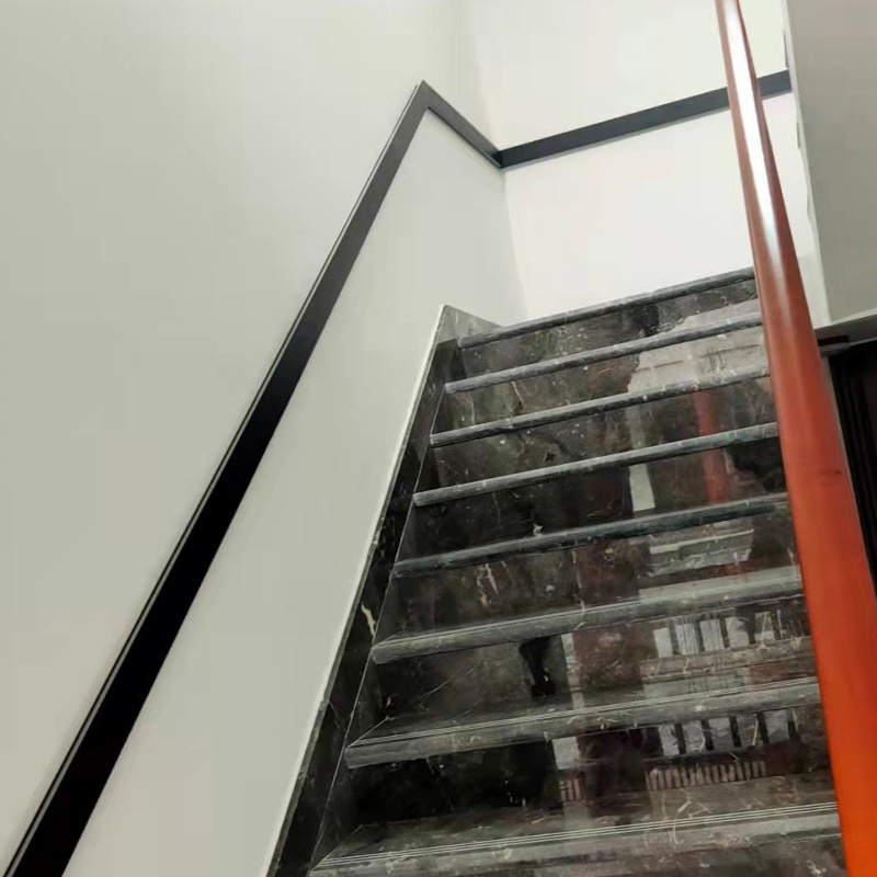 Επιτοίχιος λαμπτήρας LED για σκάλα και διάδρομο – διακοσμητικό φως γωνίας με LED ταινία, 111–240V