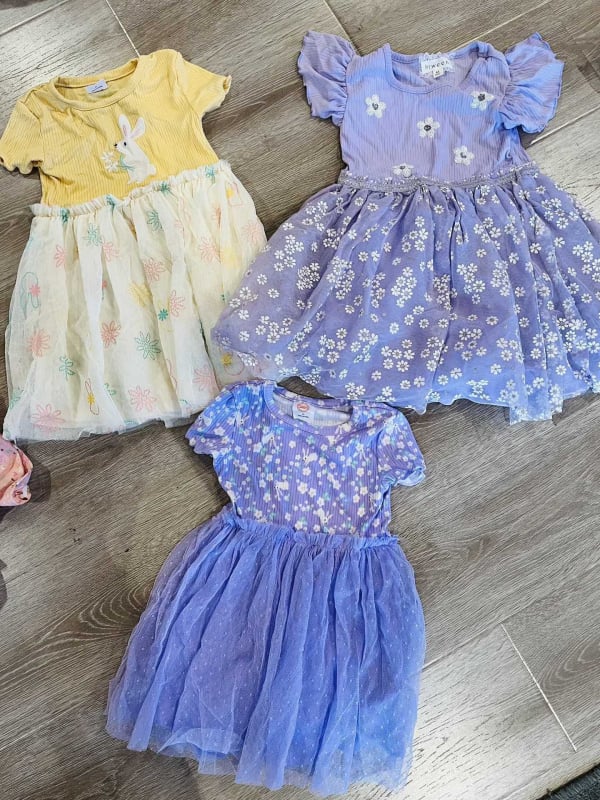 Pamutból készült lányoknak való ruha pliszézett szoknyával, 1–3 éveseknek, Guangdong eredetű