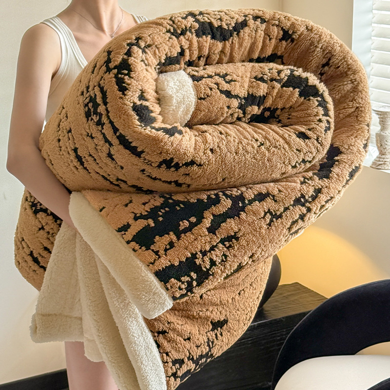 Κουβέρτα φλίς γάλακτος με ζακάρ διπλού στρώματος, για όλη τη σεζόν, πολυεστέρας, μοτίβο ριγέ και καρό