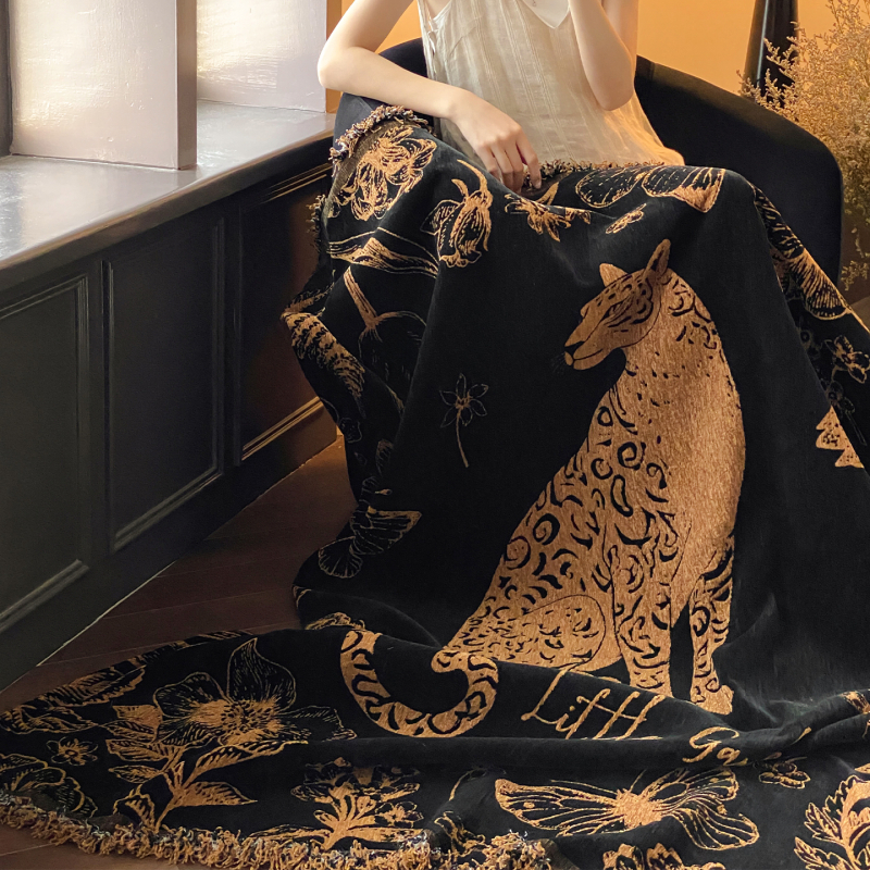 Középkori stílusú bársony bojtos takaró leopard mintával, kanapé dekoratív takaró, 500-800 g