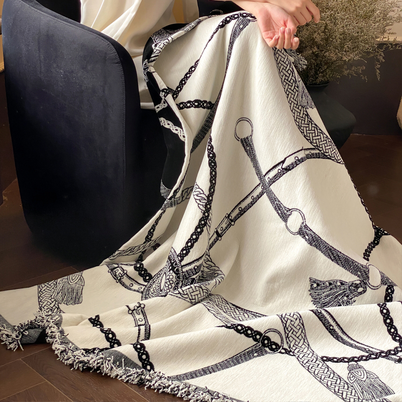 Középkori stílusú bársony bojtos takaró leopard mintával, kanapé dekoratív takaró, 500-800 g