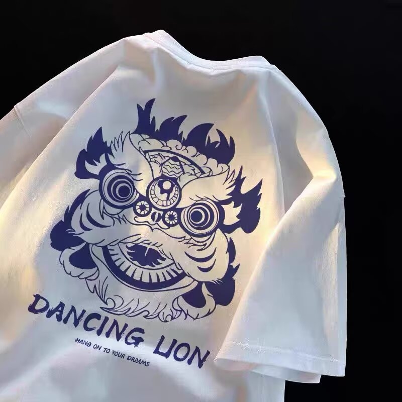 Férfi laza szabású rövid ujjú póló kerek nyakkal, anyag tejprotein rost 51–70%, városi tájkép nyomtatás, nyári könnyű 180–250 g