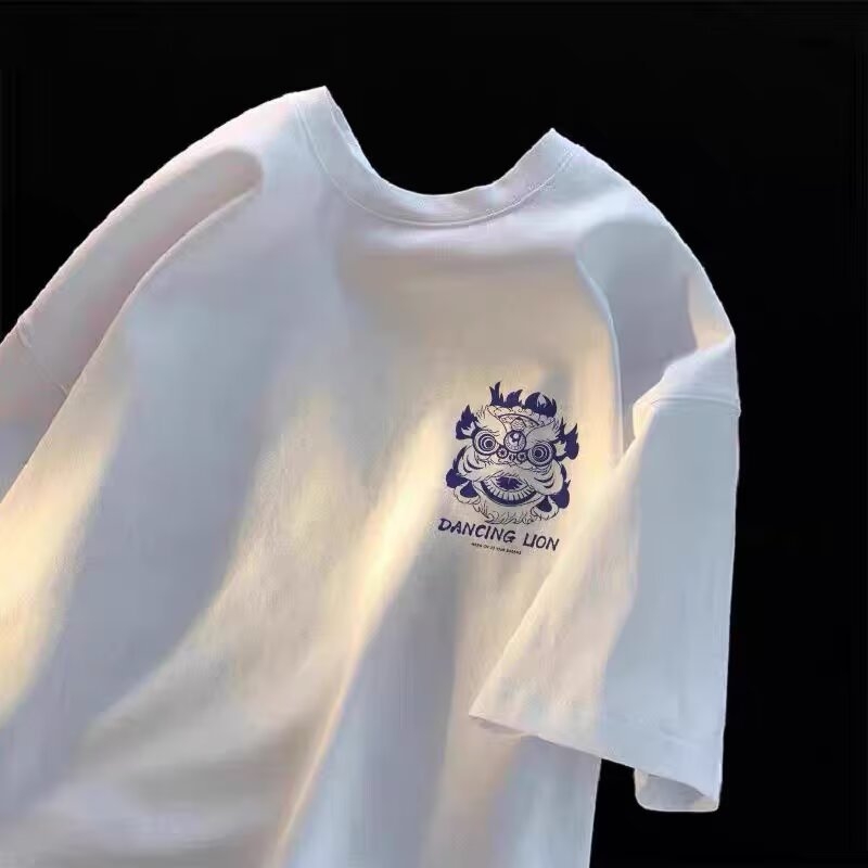 Férfi laza szabású rövid ujjú póló kerek nyakkal, anyag tejprotein rost 51–70%, városi tájkép nyomtatás, nyári könnyű 180–250 g