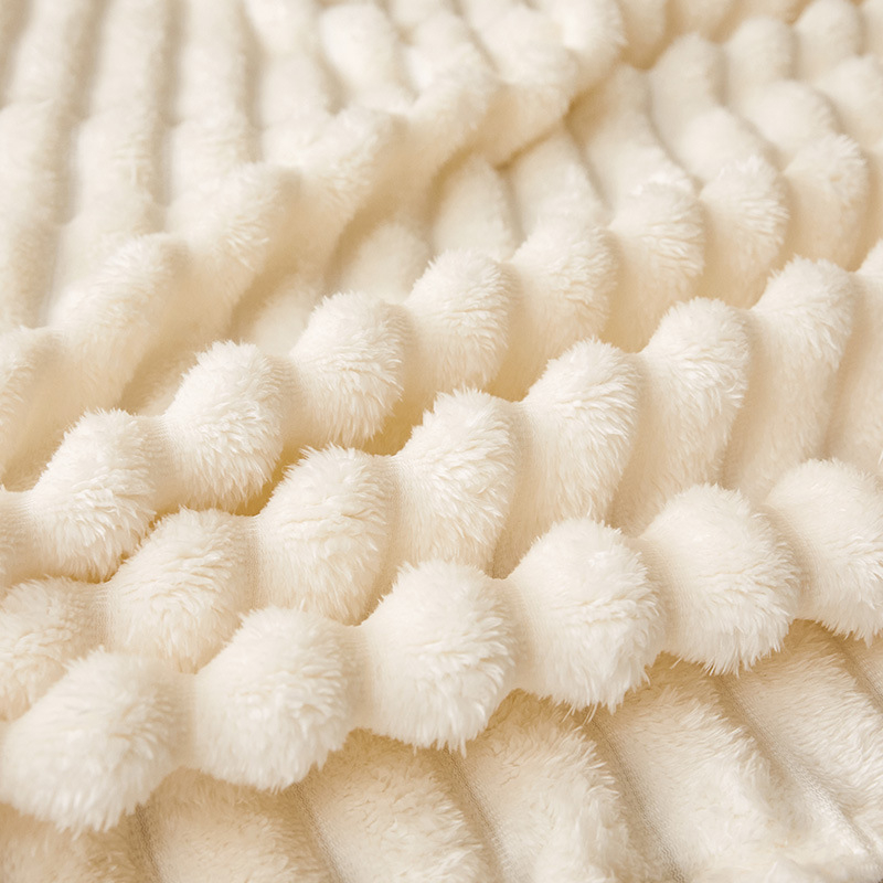 Zimska pliš deka s zaječjim krznom, coral fleece i debeli flanel za krevet