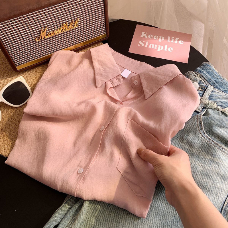 Košulja s Lyocell (Tencel) i Vinylon smjesom, širok kroj, košulja ovratnik, dugi rukavi, prednji otvor s kopčama