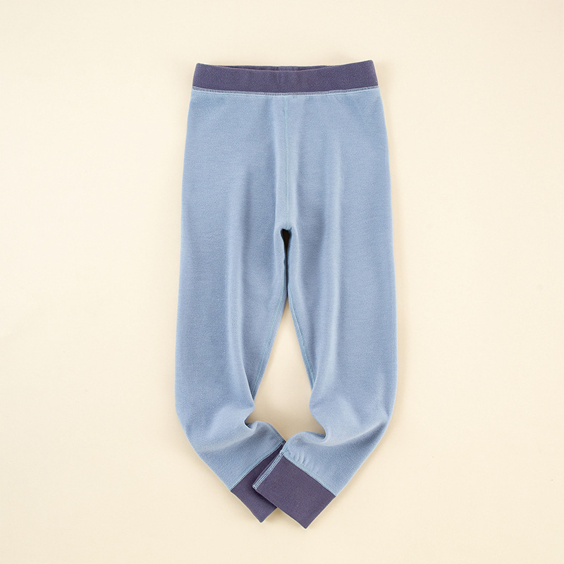 Kerti őszi–téli termo leggings, uniszex, belső melegítő, összetétel: 47,9% regenerált cellulóz, 44,1% akril, 8% elasztán, 3–8 év