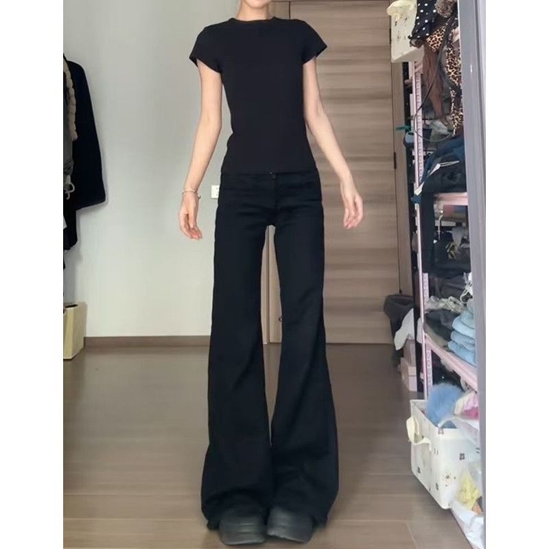 Ženske bootcut traperice – visok pas, srednja debljina; glavna tkanina: polipropilen, druga tkanina: druga (30–50%); proljeće 2025.