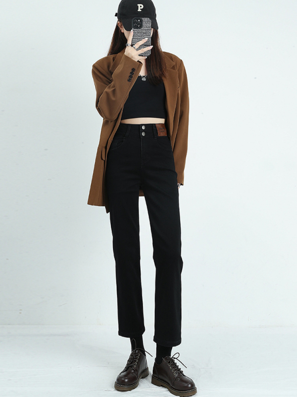 Ženske traperice — uski kroj, visokim pojasom, denim, 70–80% pamuka, Ice wash (urban stil) (denim; 70–80% pamuka; visok pojas; uski kroj)