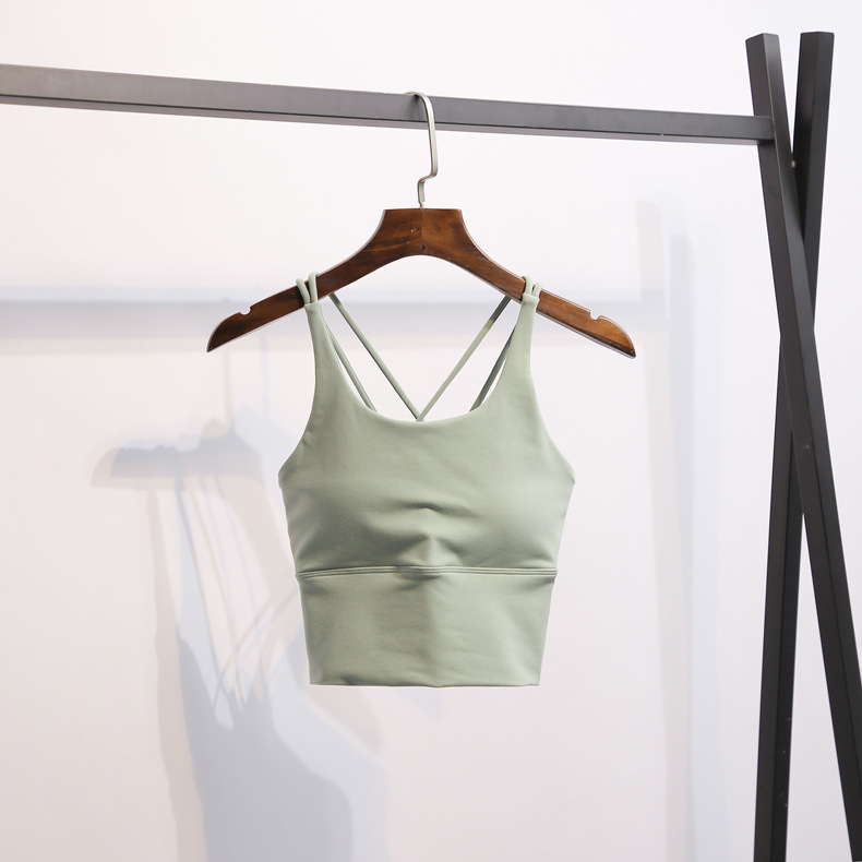 Αθλητικό σουτιέν-τοπ Lulu με επένδυση, βασικό ύφασμα 87% νάιλον, επένδυση 13% ελαστάνη, σταθερές διπλές τιράντες, πλήρες καλύμμα με λεπτά διαμορφωμένα cups, γρήγορο στέγνωμα, για τρέξιμο, γυμναστική, ποδηλασία, ορειβασία