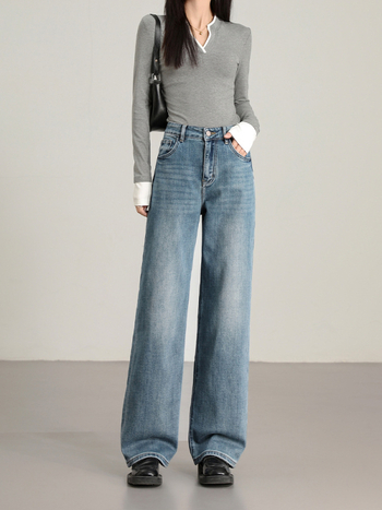 Milk Velvet denim hlače – visokim strukom, široke nogavice; pamuk-elastan (50–70% pamuk, <30% elastan), bez glačanja