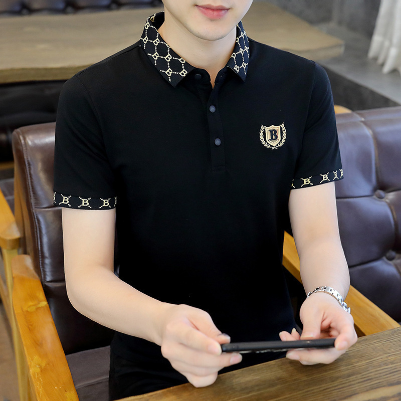 Muška majica kratkih rukava u korejskom stilu, uskog kroja, s motivom slova i vezom