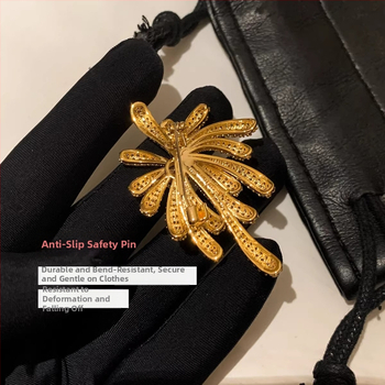 Брошка Hankou – диамантна форма, медно-покрита метална основа, електроплакирана, декоративна украса