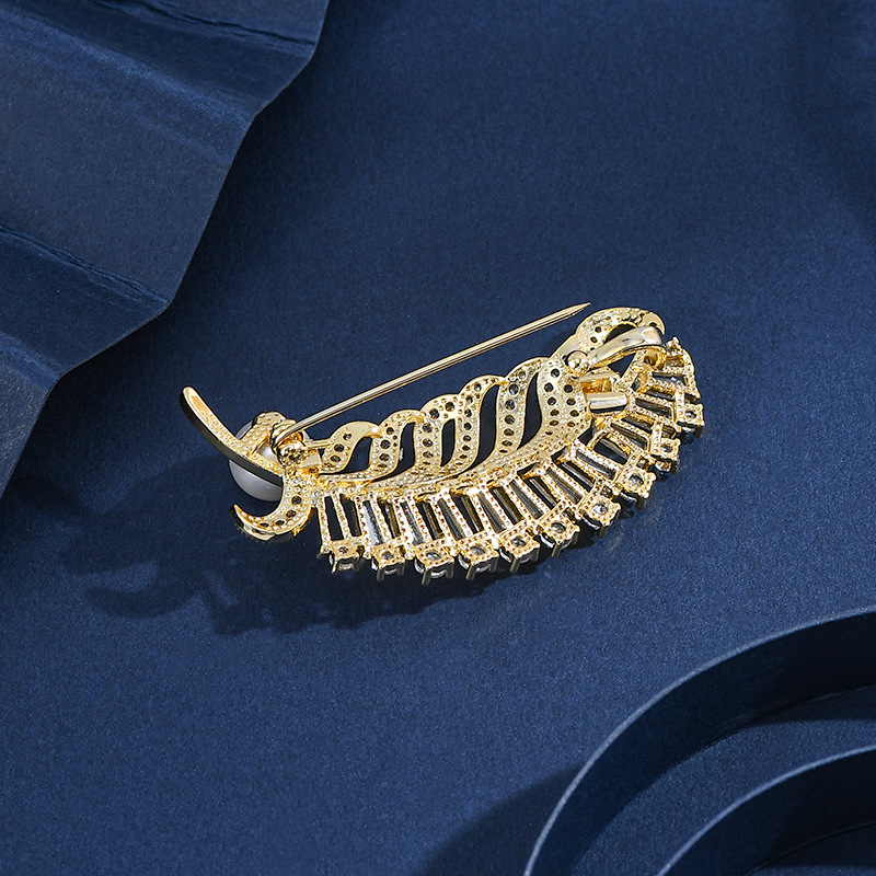 Youhan broš, bakar, geometrijski INS stil, elektroplatinirana, višefunkcionalna za žene.