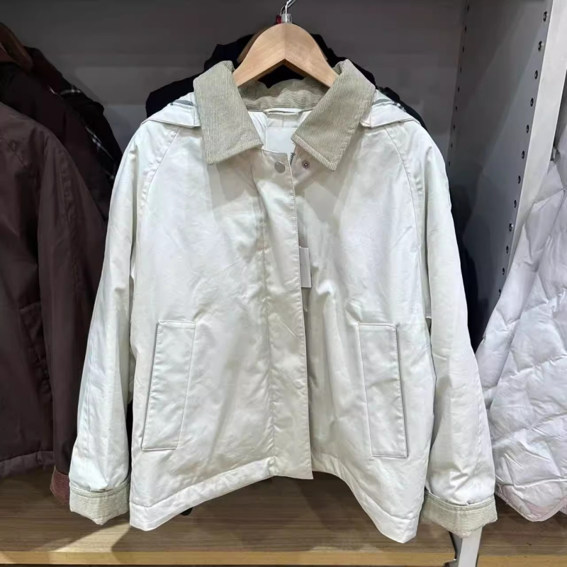 Dámske sako s kapucňou z hustej bavlneno-zmesovej tkaniny, so zipsom, voľný strih