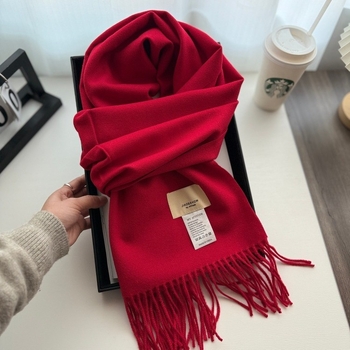 Šal od imitacijskog kašmira, poliester, warp knitting, održava toplinu zimi, elegantan minimalistički stil