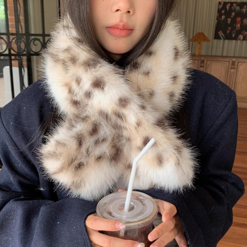 Korejski stil šal od umjetne krzna s leopardovim uzorkom i zaštitom za uši, warp-knit od akrila, pogodan za sve sezone