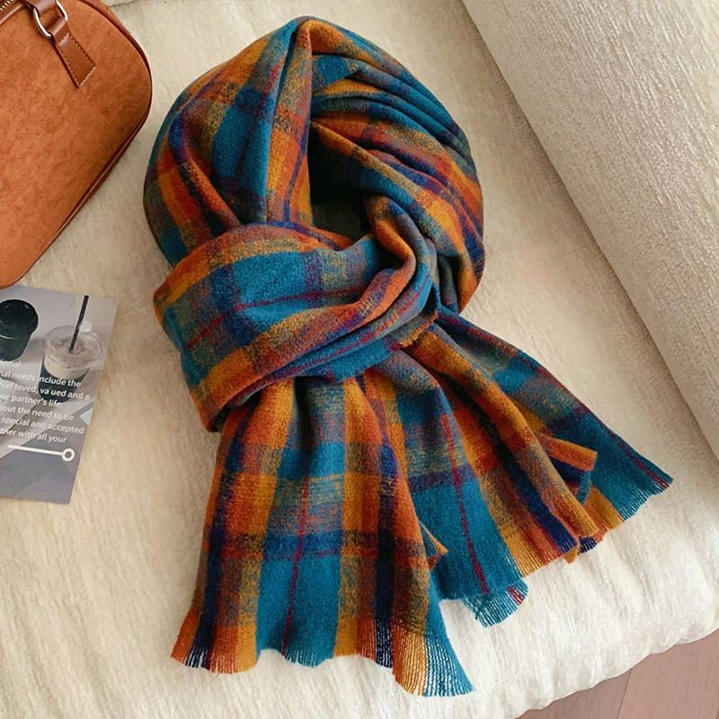 Дамски зимен шал, изкуствен кашмир, полиестер, каре модел, топло през зимата