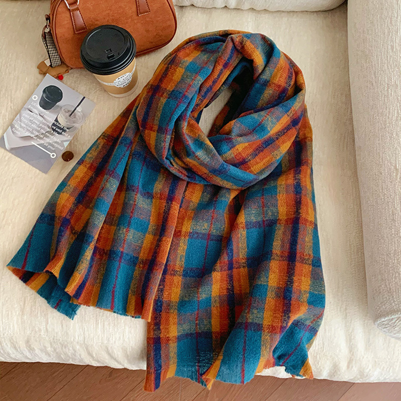 Дамски зимен шал, изкуствен кашмир, полиестер, каре модел, топло през зимата