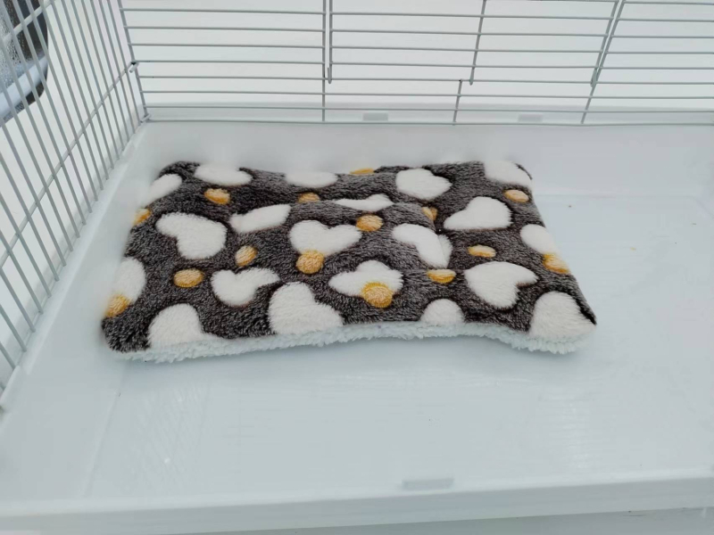 Gnijezdo podloga za hamstera – flanel, toplina za jesen i zimu