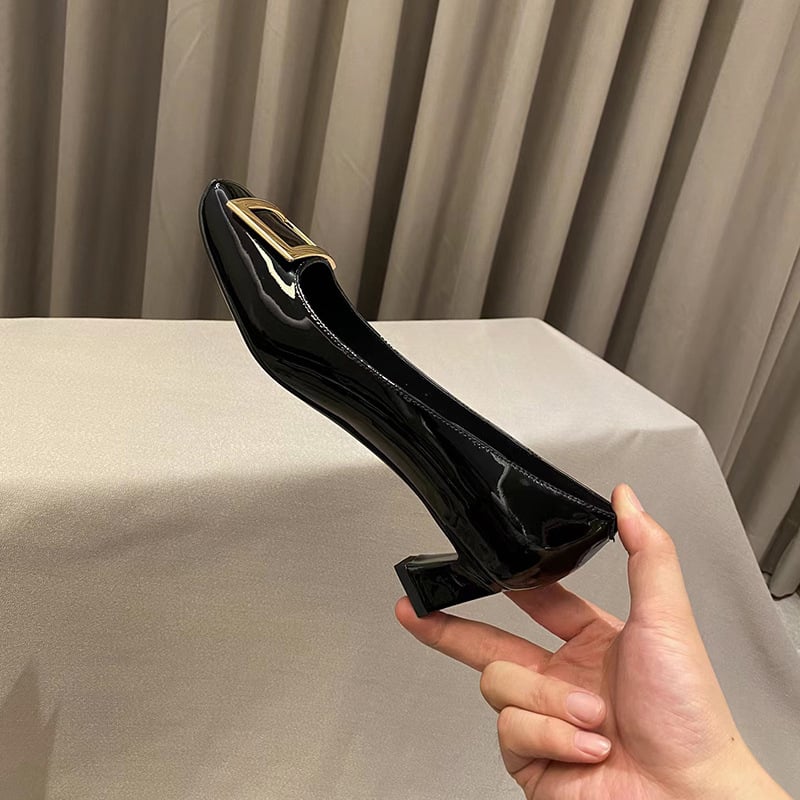 Дамски обувки с квадратна катарама, лакована кожа, квадратен нос, дебел ток 6–8 см, Slip-On, гумена подметка