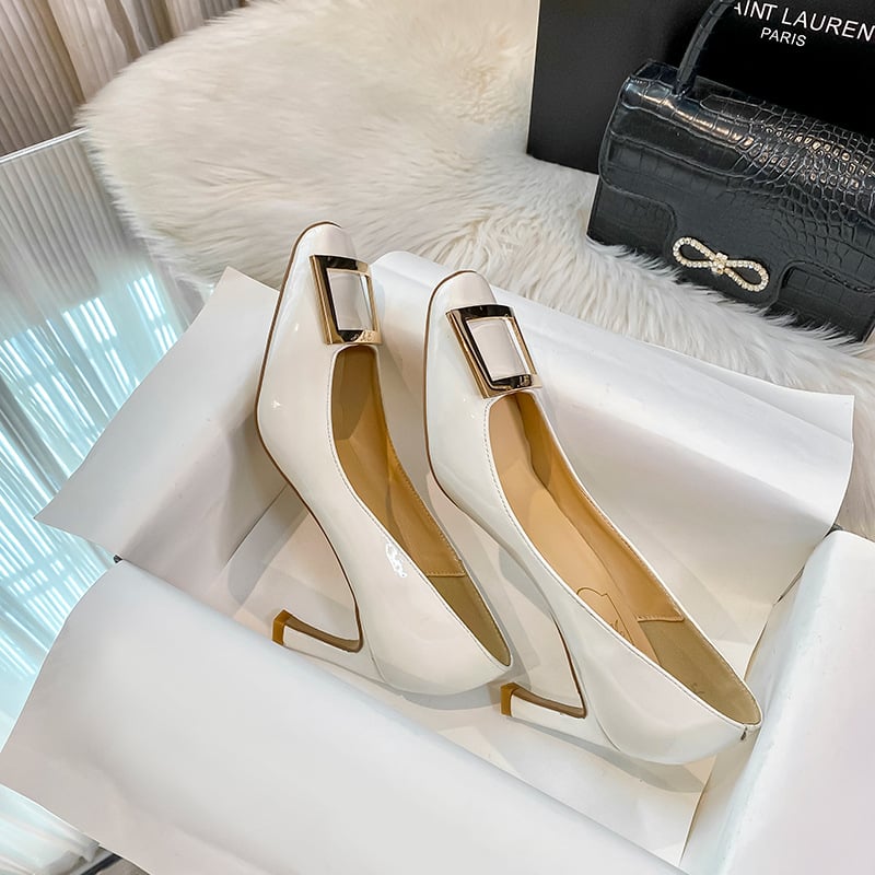 Дамски обувки с квадратна катарама, лакована кожа, квадратен нос, дебел ток 6–8 см, Slip-On, гумена подметка