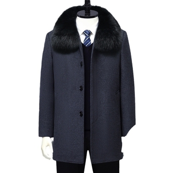 Palton de iarnă din lână, cu căptușeală detașabilă din puf, lungime medie, nasturi pe un rând, detalii jacquard