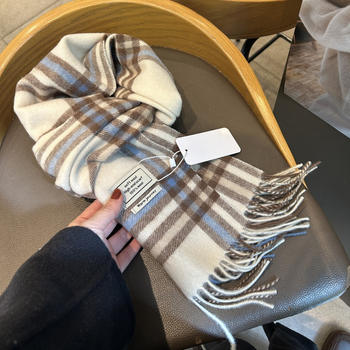 Шал от вълна с каре за жени — винтидж британски стил, каре шарка, топли през зимата, над 96% вълна