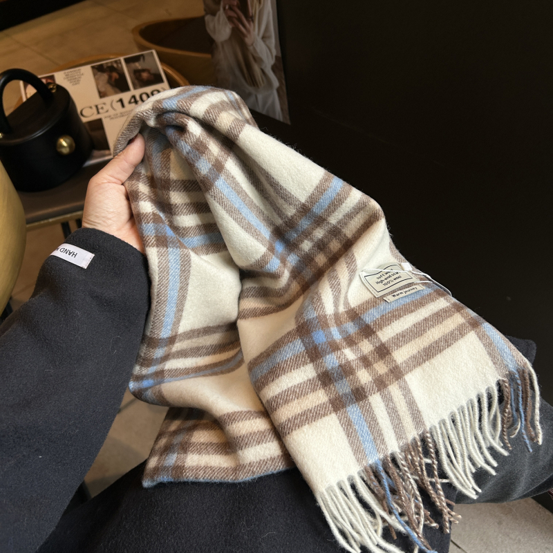 Шал от вълна с каре за жени — винтидж британски стил, каре шарка, топли през зимата, над 96% вълна