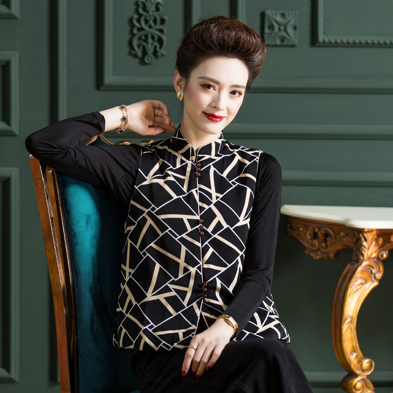 Жилет от полиестер с копринен пълнеж, ретро стил, полу-висока яка, геометричен модел