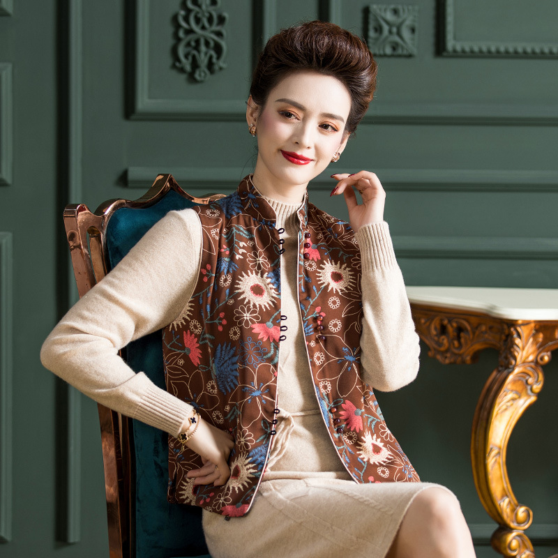 Жилет от полиестер с копринен пълнеж, ретро стил, полу-висока яка, геометричен модел