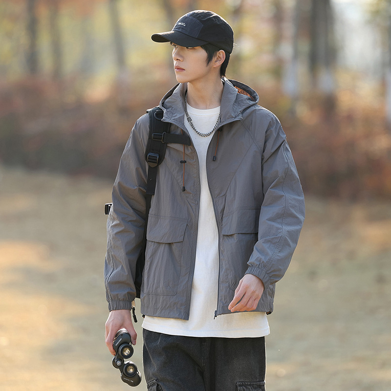 ODJEĆA ZA ZAŠTITU OD SUNCA UPF50+, tanka i prozračna, najlon smjesa, zatvarač, bočne džepove