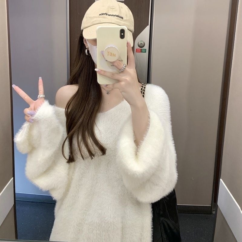 Pulover od viskoze s V-izrezom, dugim rukavima, srednje duljine