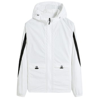 Muška ljetna jakna od ice-silk materijala, prozračna, s kapuljačom, slim fit, zatvarač.