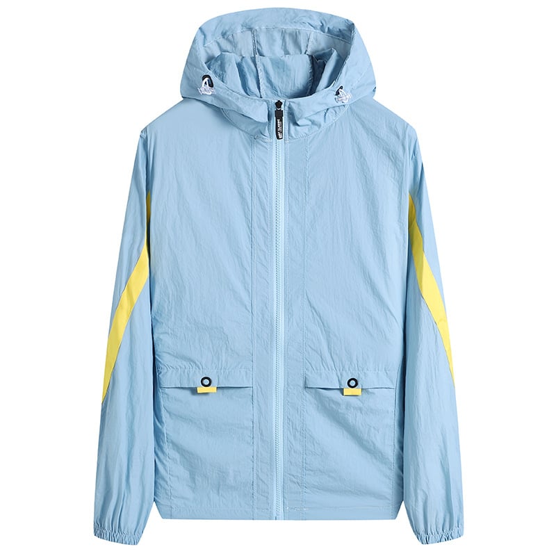 Muška ljetna jakna od ice-silk materijala, prozračna, s kapuljačom, slim fit, zatvarač.